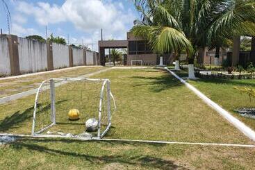 استراحتگاه Riviera De Praia Bela