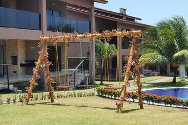 استراحتگاه Riviera De Praia Bela