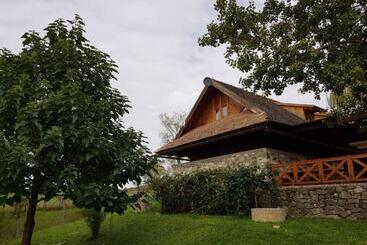 تختخواب و صبحانه Pajta Villa