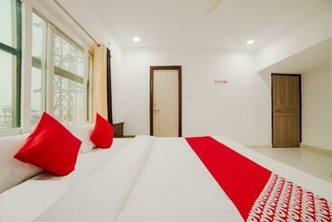 酒店 Oyo 40122 Aria Inn