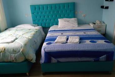 Pansiyon Hospedaje La Ola Azul