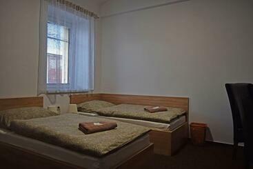 پانسیون Penzion Sezemice