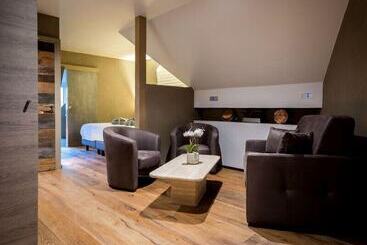 هتل Auberge Au Boeuf