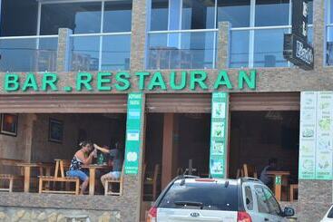 هتل Paradise Beach