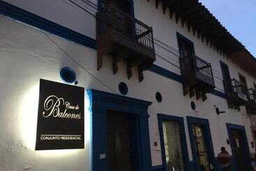 پانسیون Casa De Balcones