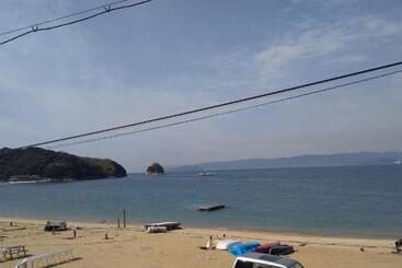 پانسیون Guest House Shiraishi