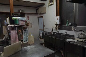 پانسیون Guest House Shiraishi