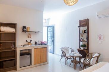 هاستل Villas Parota Inn