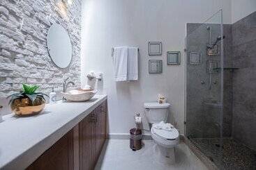 هاستل Villas Parota Inn