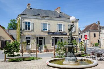 پانسیون Aux Couleurs De Neuvy