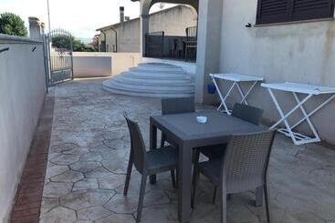 پانسیون Room & Breakfast Le Magie
