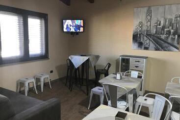 پانسیون Room & Breakfast Le Magie