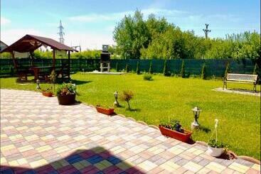 Pensiunea Casa Albă