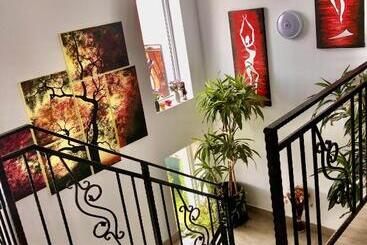 Pensiunea Casa Albă
