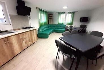 Pensiunea Casa Albă