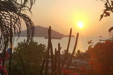 تختخواب و صبحانه Cerrito Tropical Eco Lodge