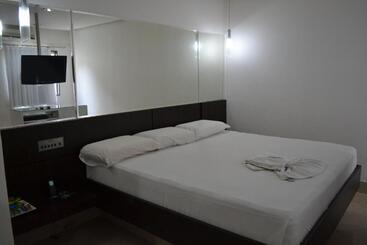 Ele E Ela Motel
