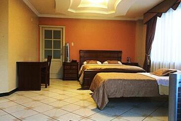 Gran Hotel Marcjohns