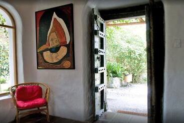 هتل Hosteria Museart Pantavi
