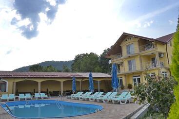 پانسیون Casa Marina