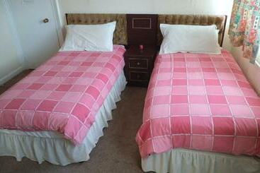 پانسیون Thalatta Guest House
