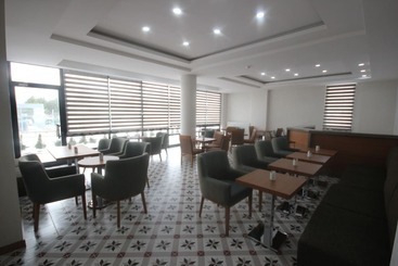 هتل Garden Zara