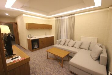 هتل Garden Zara