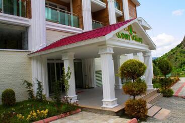 هتل Green Valley Savsat