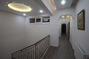 هتل Gulistan