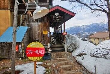 Miyukinomori Youth Hostel
