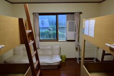 Miyukinomori Youth Hostel
