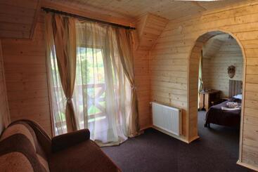 هاستل Oksamit Resort