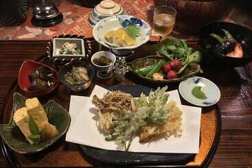 هتل 古民家の宿 ふるま家 Furumaya House Gastronomic Farmstay In Deep Kyoto