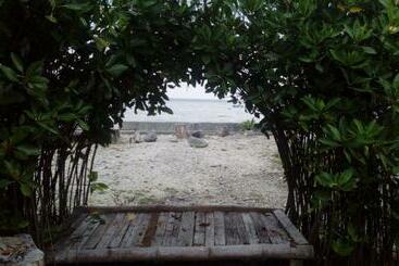 پانسیون Pari Solata Seaview Homestay Syariah