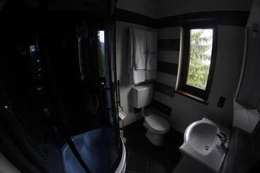پانسیون Casa Laur Cu Plajă Privată