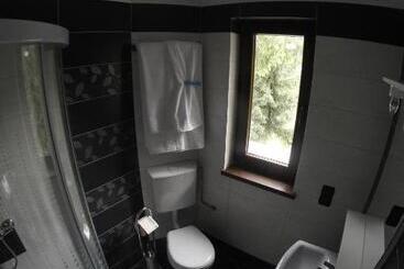 پانسیون Casa Laur Cu Plajă Privată