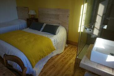 Hostel Auberge De La Perdrix