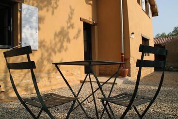 پانسیون Bed & Breakfast   Maison De Marie