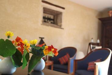 پانسیون Bed & Breakfast   Maison De Marie