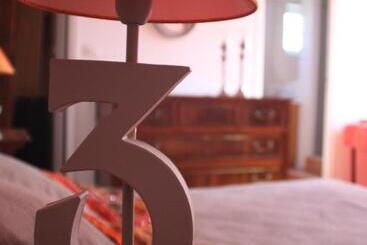 پانسیون Bed & Breakfast   Maison De Marie