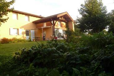 پانسیون Bed & Breakfast   Maison De Marie