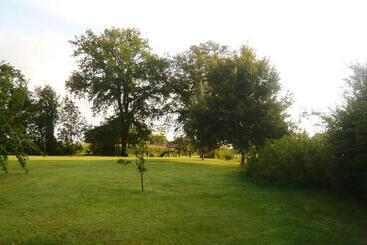 پانسیون Bed & Breakfast   Maison De Marie
