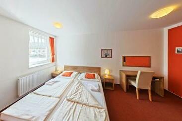 Wellness Hotel Hukvaldy Polopenze A Wellness V Ceně