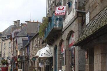 تختخواب و صبحانه Chambres D'hôtes Le Petit Angle