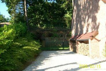 تختخواب و صبحانه La Maison D Hôtes Du Mont Des Cats