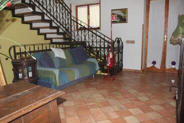 هتل Agriturismo Il Castagneto