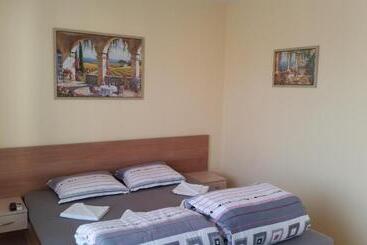 בית מלון כפרי Complex Diva