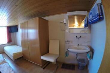 Hotel Garni Traube B&b