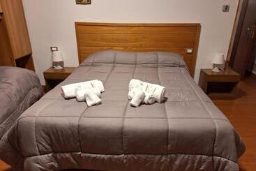 ホテル Albergo Quai