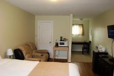 مُتل Paddock Inn
